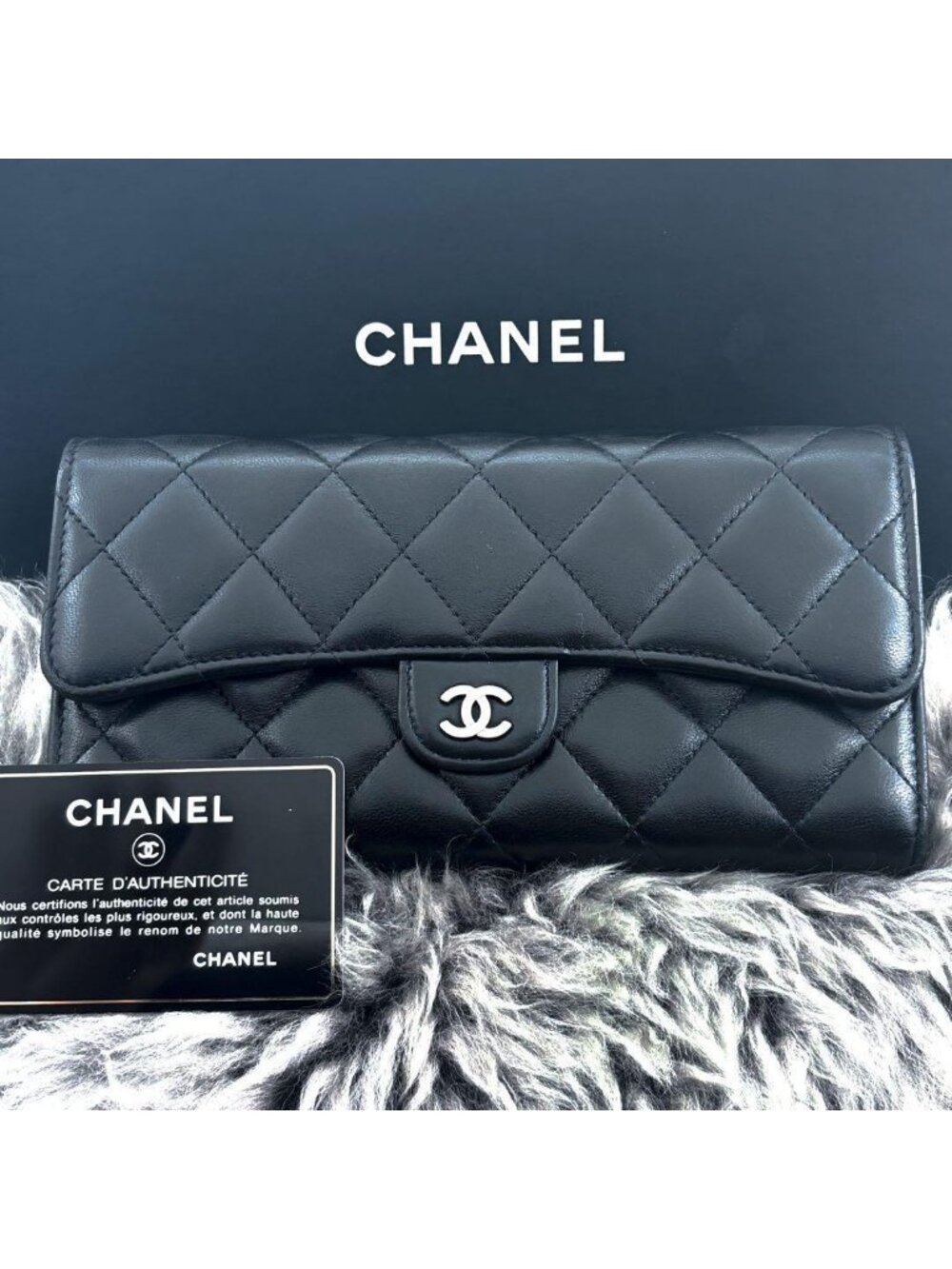 ★SOLD★ Chanel Wallet Quilted Classic Flap - Picture 3 of 15
